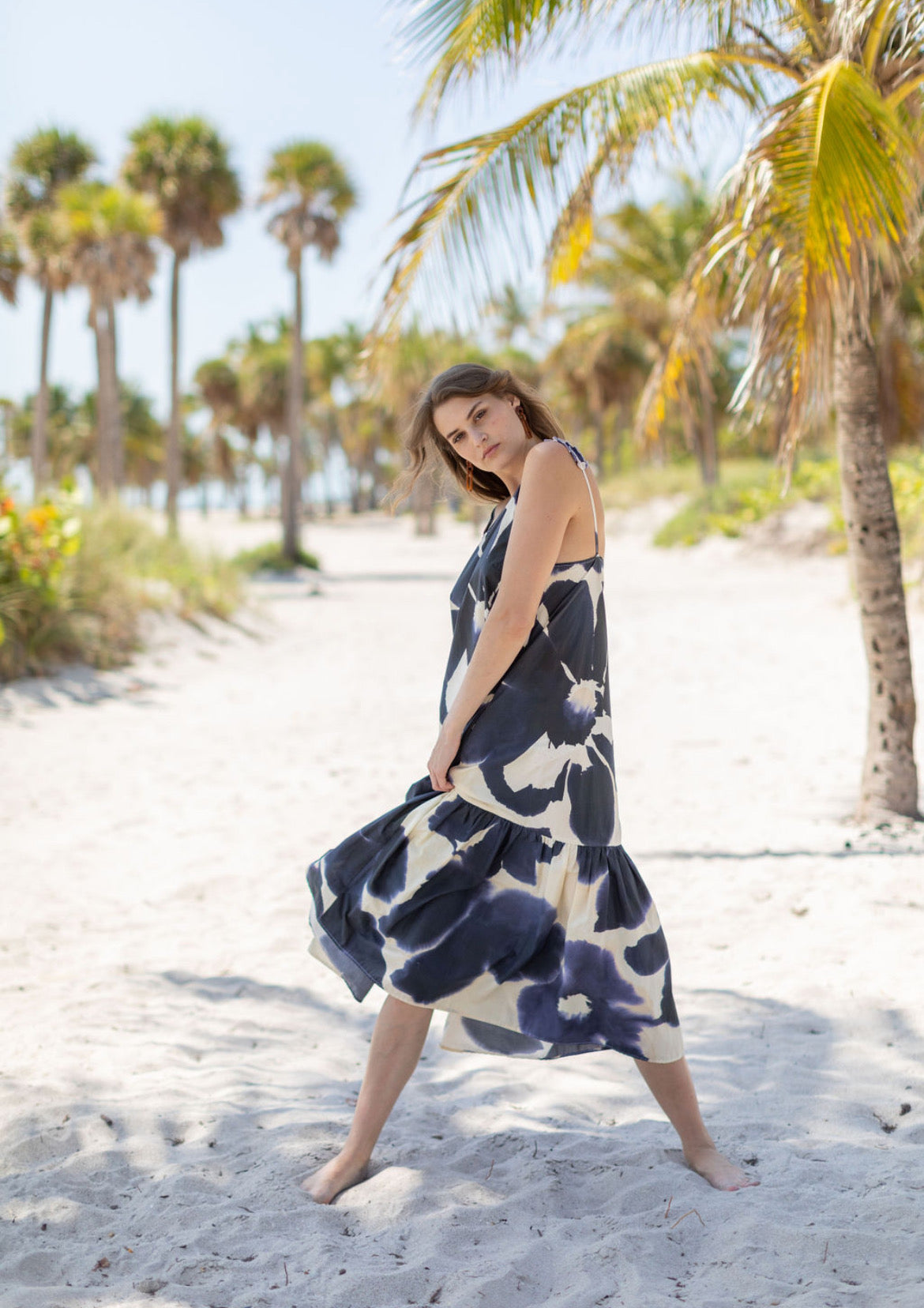 Hilary Dress (color: Off White and Blue Londra)