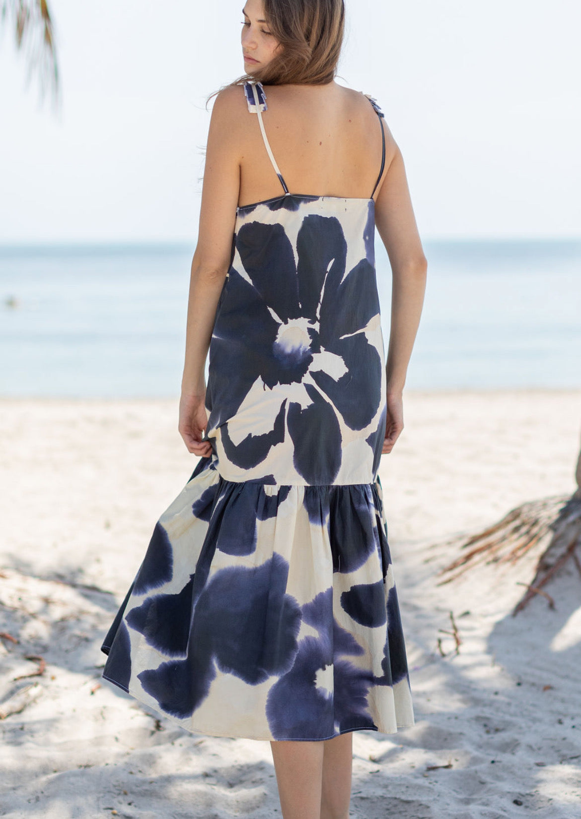 Hilary Dress (color: Off White and Blue Londra)