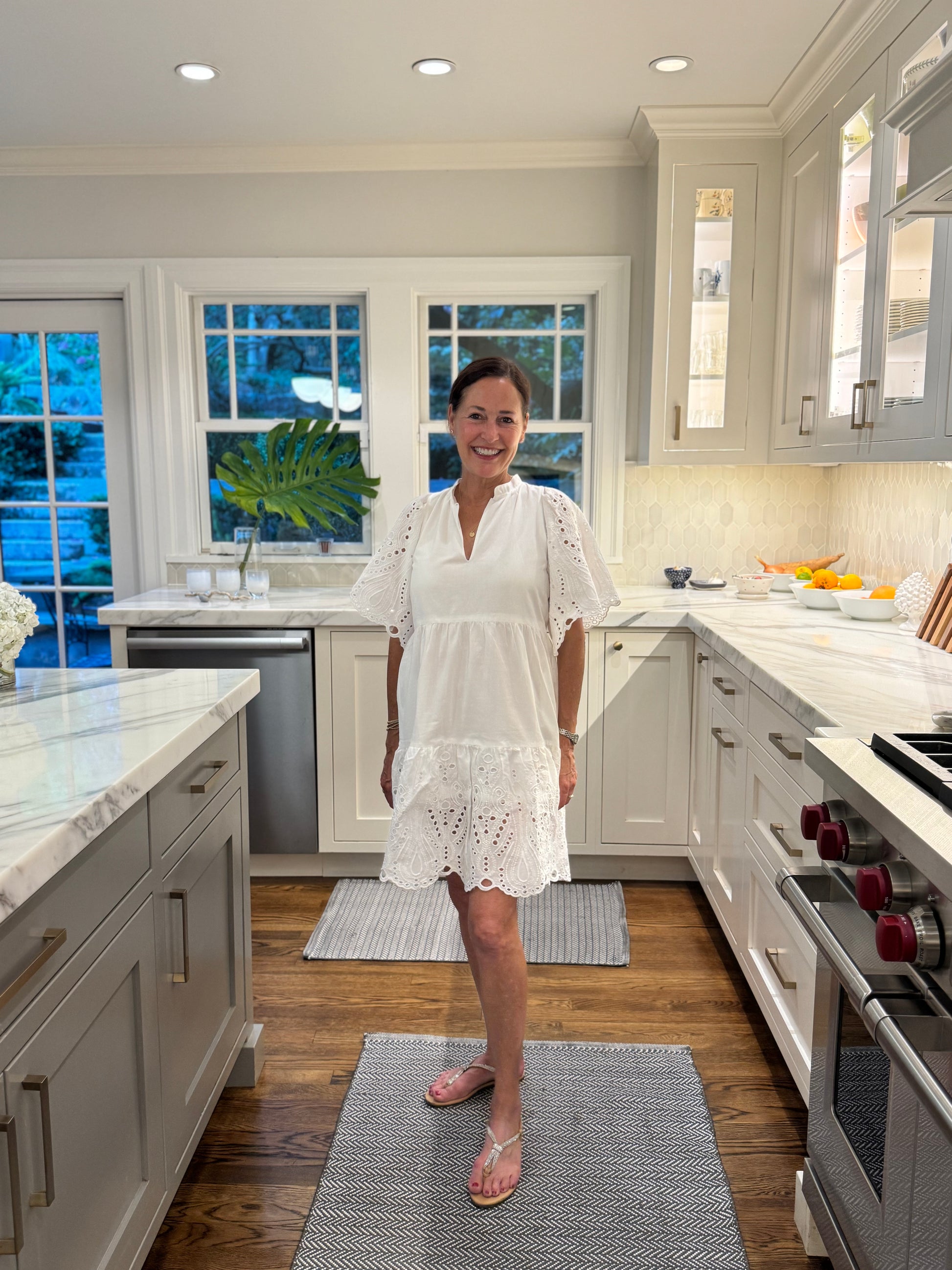 kay short sleeve eyelet dress Lilly Pulitzer Kay Short Sleeve Eyelet Top, Resort White Funflower Eyelet, 0 : Amazon.ca: Clothing, Shoes & Accessories