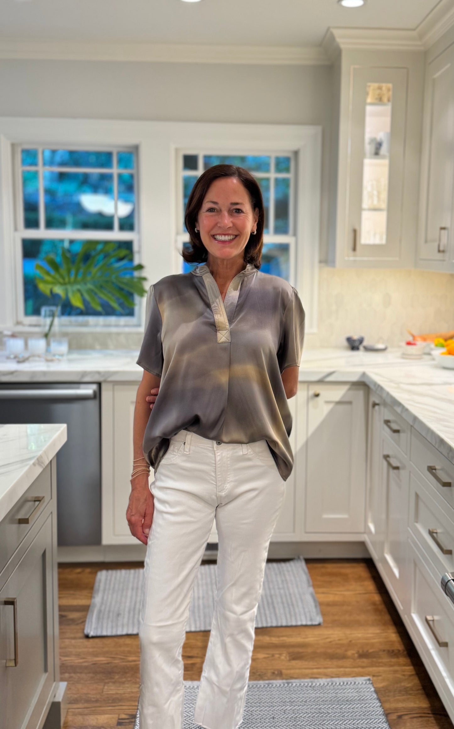 Beth Silk Blouse (color: metallic cloud)