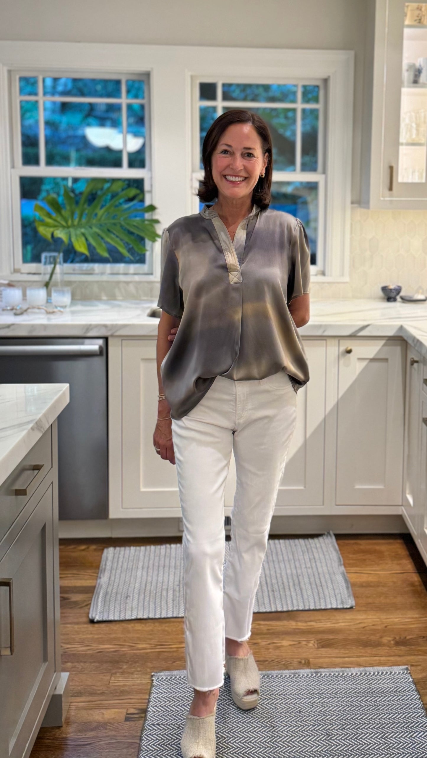 Beth Silk Blouse (color: metallic cloud)
